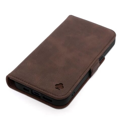 Porter Riley – Leather Case Compatible with iPhone 17. Premium Genuine Leather